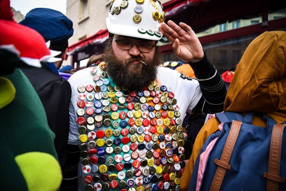 carnaval-etudiant-a-caen-calvados-olivier-gherrak