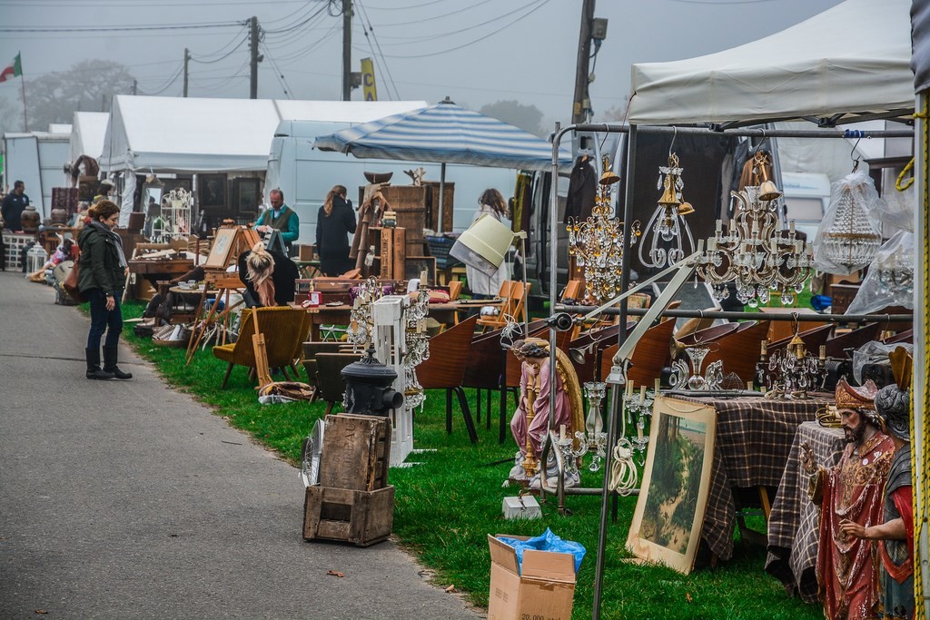 Brocante au Royaume Uni par Olivier Gherrak