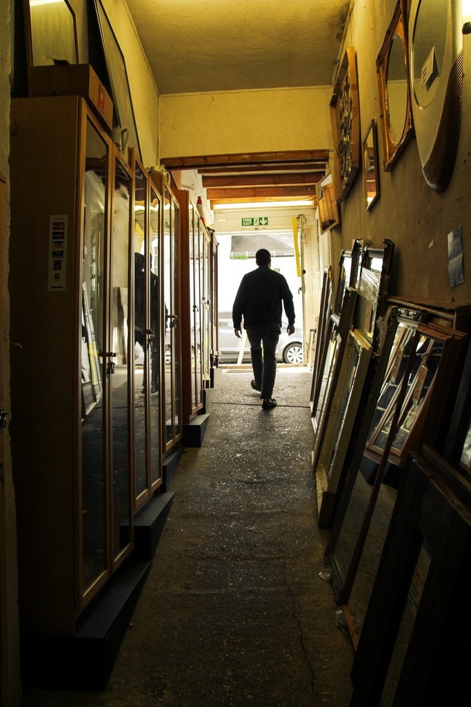 Brocante - Photographe: Olivier Gherrak